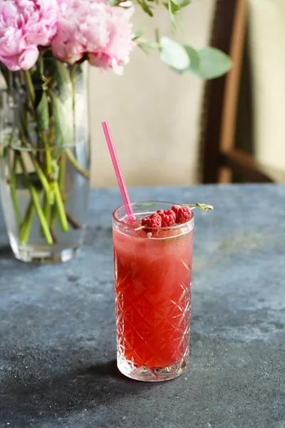 Frukt Bär Cocktail Med Färska Hallon — Stockfoto