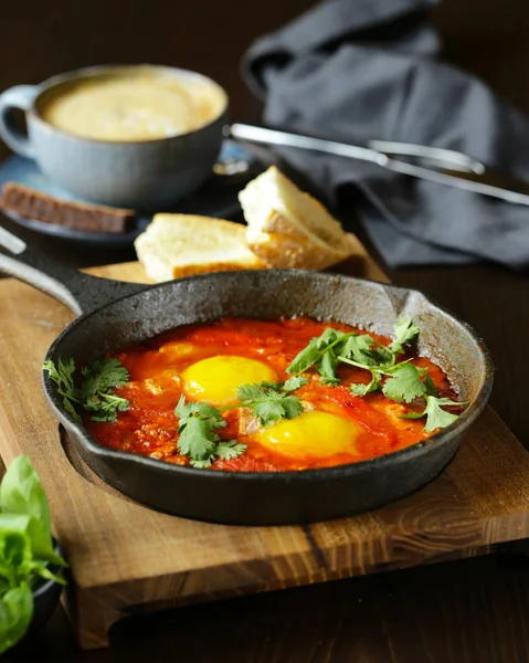 Ovos Fritos Uma Panela Com Molho Tomate Shakshuka — Fotografia de Stock