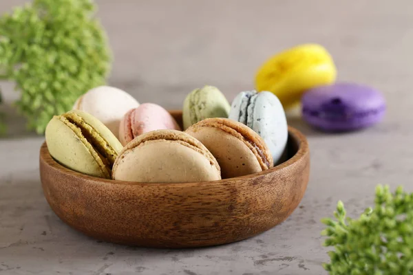 Galletas Macarrón Almendra Tazón Madera — Foto de Stock