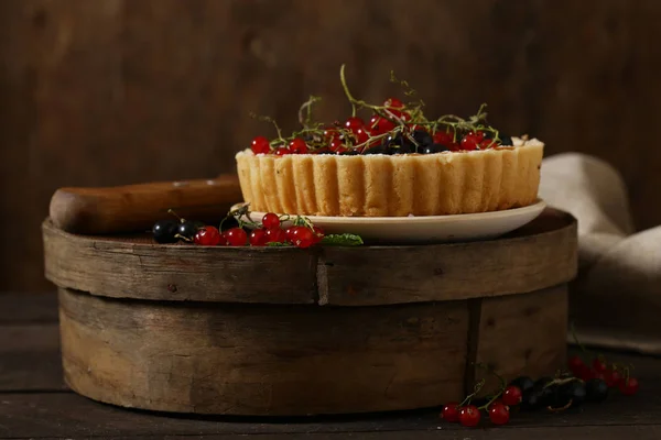 Torta Ribes Bacca Frutta Sul Tavolo Stile Rustico — Foto Stock