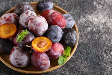 masada taze organik kırmızı erik