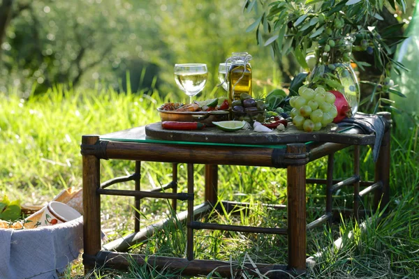 Definição Mesa Festiva Outono Com Frutas Queijo — Fotografia de Stock