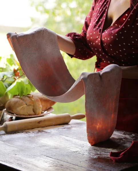 Mains Féminines Avec Pâte Faire Des Pâtes Maison — Photo