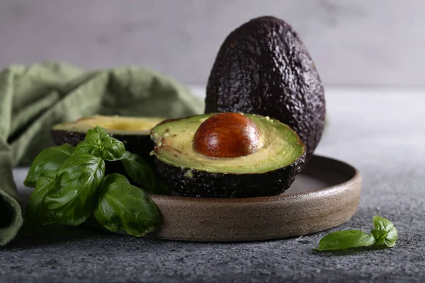Reife Bio Avocados Für Eine Gesunde Ernährung — Stockfoto