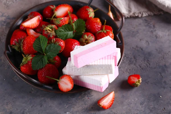 Bär Frukt Marshmallow Till Dessert — Stockfoto