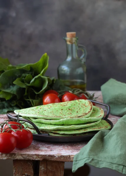 Pan Pita Verde Con Espinacas Para Una Dieta Saludable — Foto de Stock