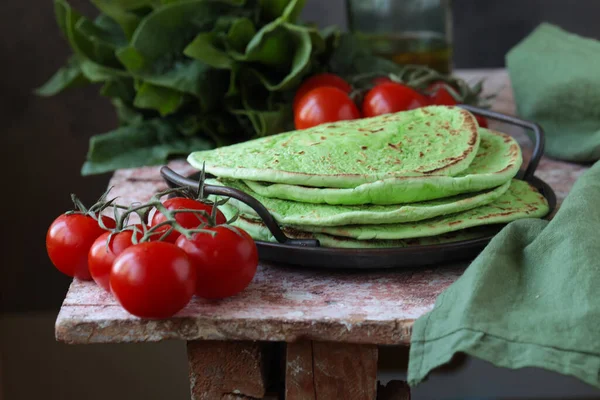 Pan Pita Verde Con Espinacas Para Una Dieta Saludable — Foto de Stock