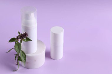 Kozmetik hala yaşam minimalizmi modern tarz