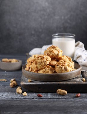 tatlı olarak fındıklı fıstık.