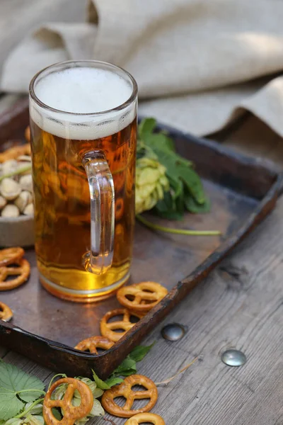 Cerveja Artesanal Leve Uma Caneca Vidro — Fotografia de Stock