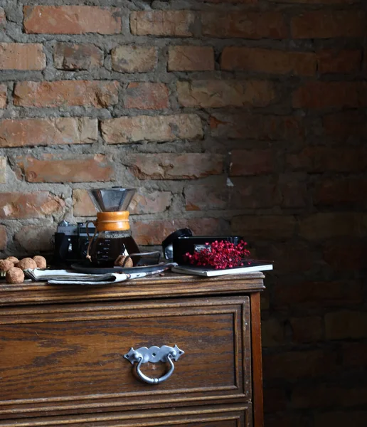 Stilleven Koffiepot Kemeks Met Chocolade — Stockfoto