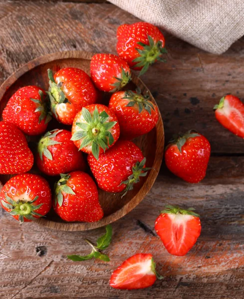 Ripe Organic Berry Strawberry Table — Stock Photo, Image