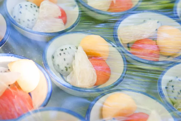 Canape Decorazione Alimenti Che Sono Avvolti Con Pellicola Trasparente Preparata — Foto Stock