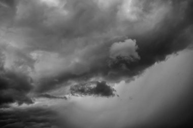 Yağmur fırtınaları denizde oluyor, Koh Samui, Tayland