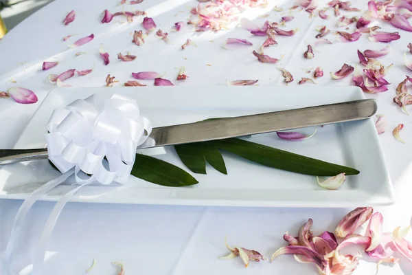 Hochzeitstortenmesser Für Hochzeitszeremonie Thailand — Stockfoto