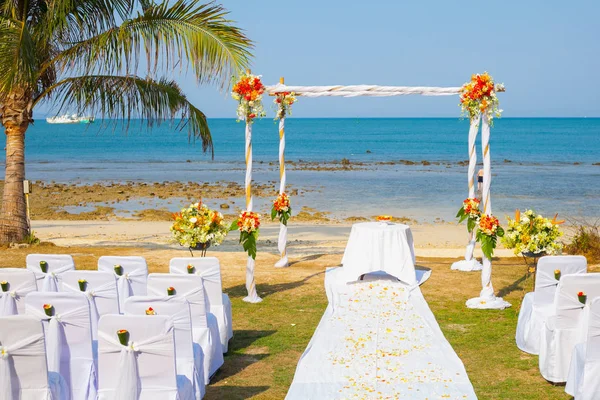 Installation de mariage de plage — Photo