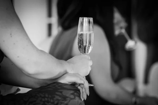 豪華な結婚式でシャンパンのグラス. — ストック写真