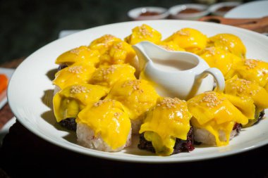 Gıda düğün yemeği için hazırlanmıştır. 