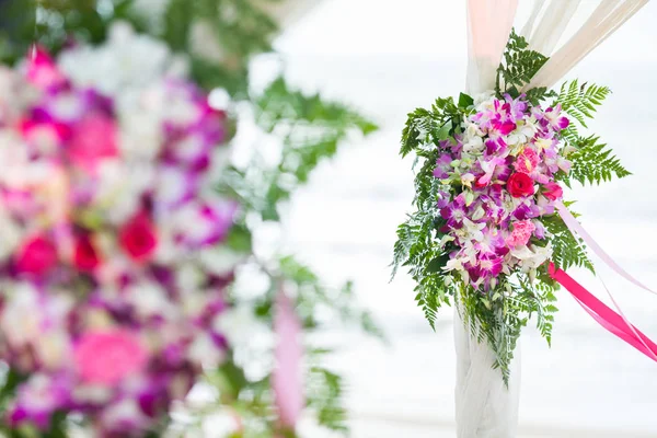 Arranjo Floral Uma Cerimônia Casamento Praia — Fotografia de Stock