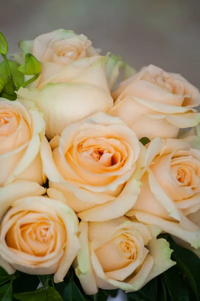 バラの花束結婚式の花束の終わり — ストック写真