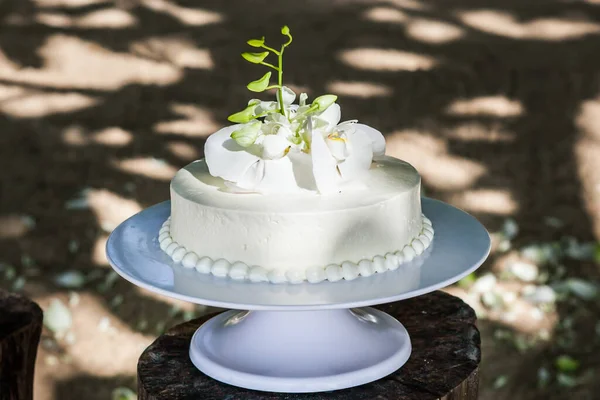 Tarta Boda Con Flores Parte Superior Tailandia —  Fotos de Stock