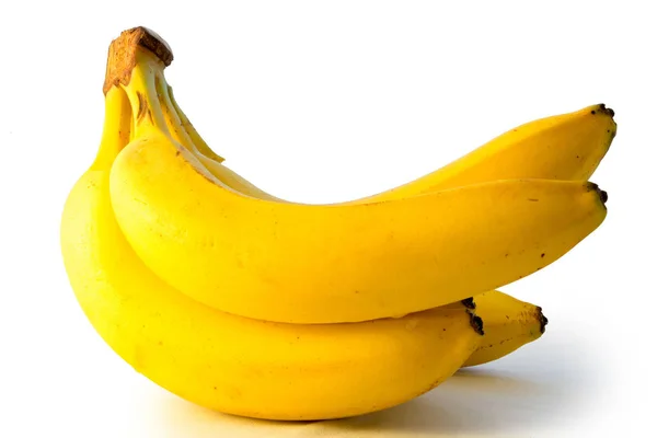 Банановый кластер изолирован на белом — стоковое фото