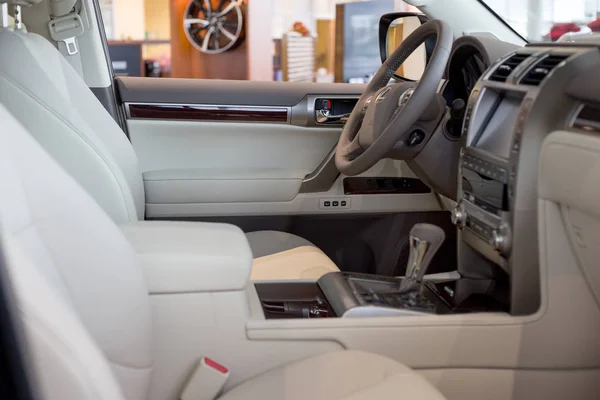 Russia, Izhevsk - October 20, 2018: Showroom Lexus. Interior of new vehicle Lexus LX570. Famous world brand. — Stock Photo, Image