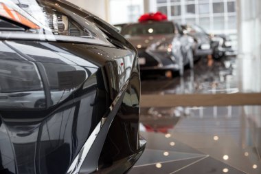 Araba Oto bayiliği. Bayi showroom yeni arabalar. Prestijli Araçlar.