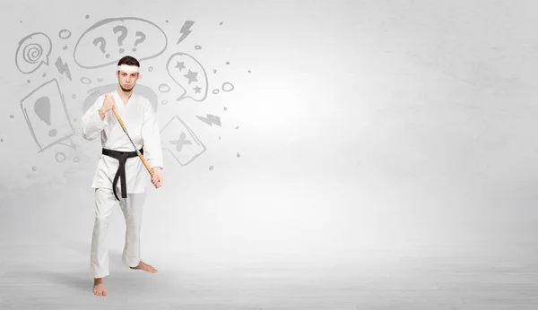 Karate tränare kämpar med doodled symboler koncept — Stockfoto