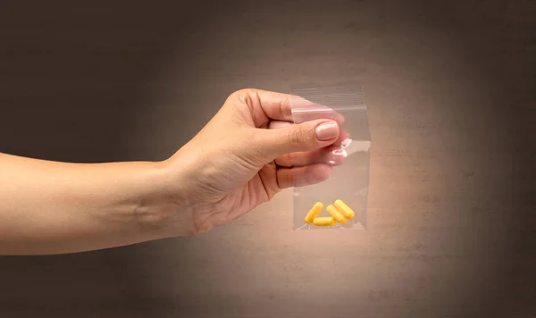 Dávat léky v plastovém sáčku — Stock fotografie