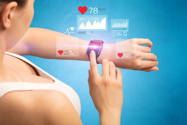 Cardio y smartwatch . — Foto de Stock