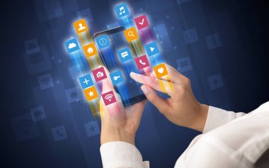 Smartphone ile açısal app simgeleri kullanarak ele