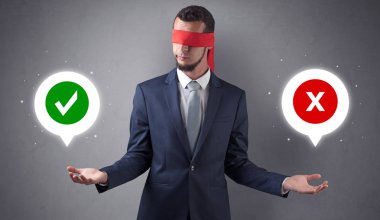 Blindfolded işadamı seçmek çalışıyor