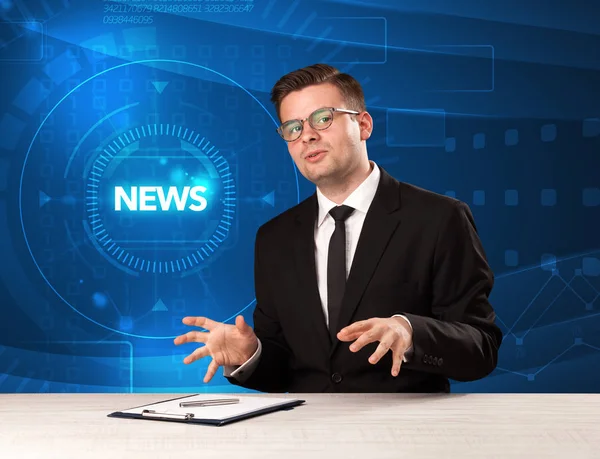 Modern televison presenter telling the news with tehnology background — Stock Photo, Image