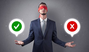Blindfolded işadamı seçmek çalışıyor