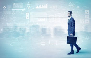 İşadamı ile veritabanı kavramı yürüyüş