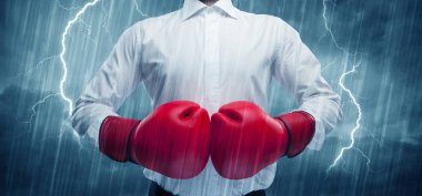 Yağmurda boks işadamı