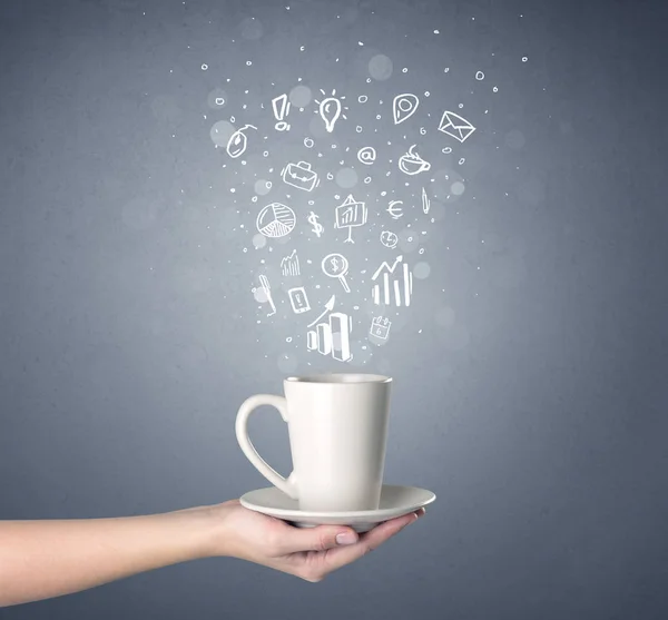 Female hand holding tea mug — Stock Photo, Image