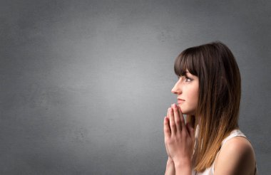 Genç kız dua kavramı