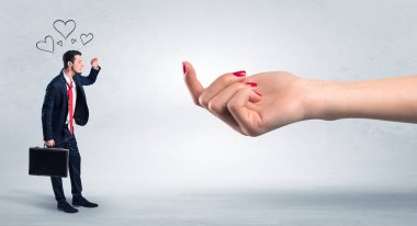 Büyük el mola adam