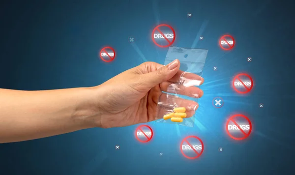 Concetto anti-droga e pillole per dare le mani — Foto Stock