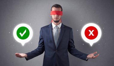 Blindfolded işadamı seçmek çalışıyor