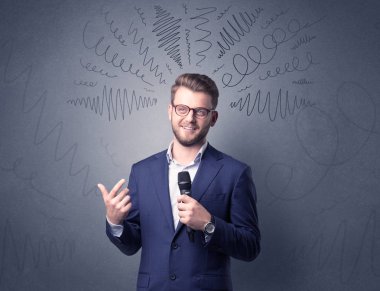 İşadamı holding mikrofon