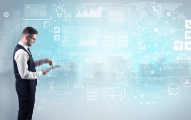 Operasyonel konsept ile genç Danışmanı