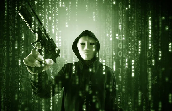Pirata informático armado en concepto de nube de seguridad cibernética —  Fotos de Stock