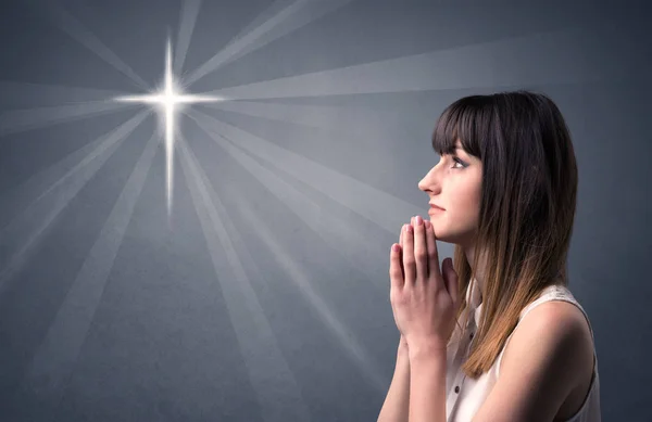 Praying young girl — Stock Photo, Image