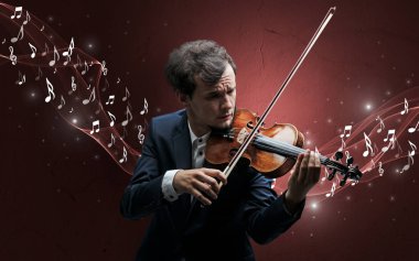 Yalnız besteci üzerinde keman çalıyor