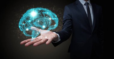 İnsan beyni elinde tutan adam