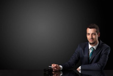 İşadamı holding Sigara.