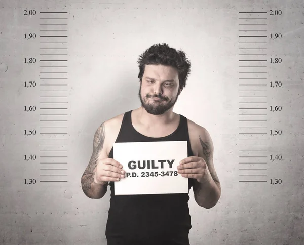 Gangster hapiste yakalandı